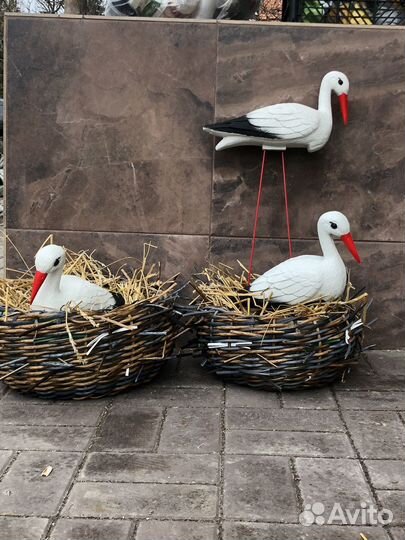 Садовая декорация аисты в гнезде