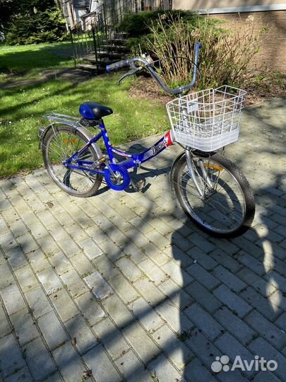 Велосипед взрослый женский с корзиной