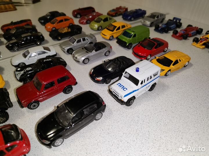 Модели автомобилей,металлические
