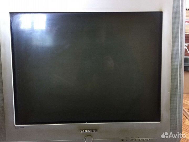 Телевизор samsung