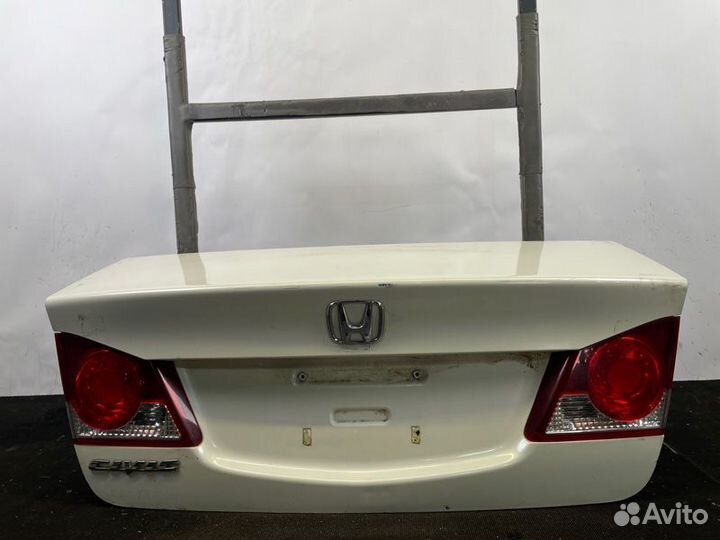 Крышка багажника Honda Civic 4D