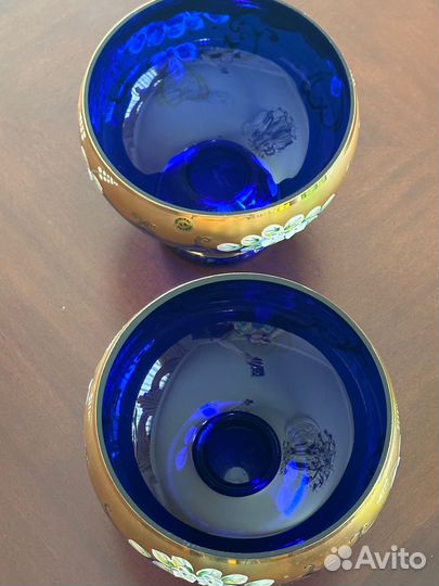 Ваза для фруктов и конфет на ножке лепка синяя