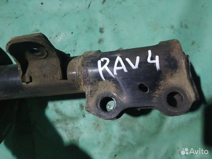 Стойка Toyota Rav4 XA30