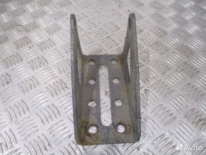 Кронштейн заднего амортизатора Scania 1854534