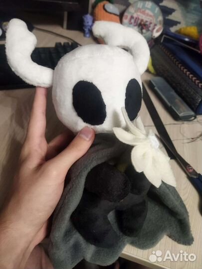 Рыцарь из игры hollow knight (холлоу найт)