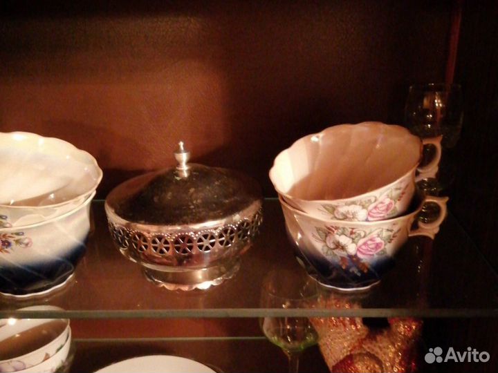 Посуда для сервировки стола