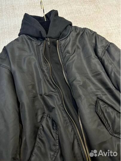 Бомбер balenciaga