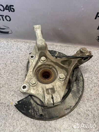 Кулак поворотный передний правый Chevrolet Cruze