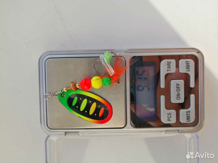 Блесна вертушка