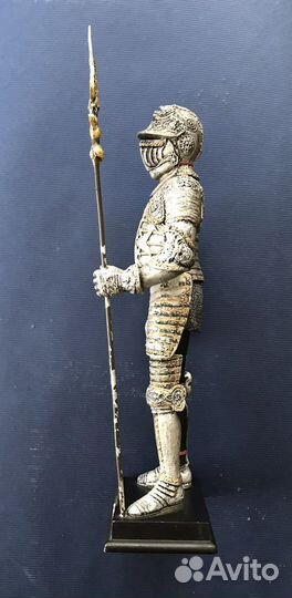 Статуэтка Мальтийского рыцаря