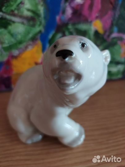 Фарфоровая статуэтка старое лфз СССР