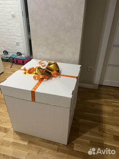 Коробка подарочная