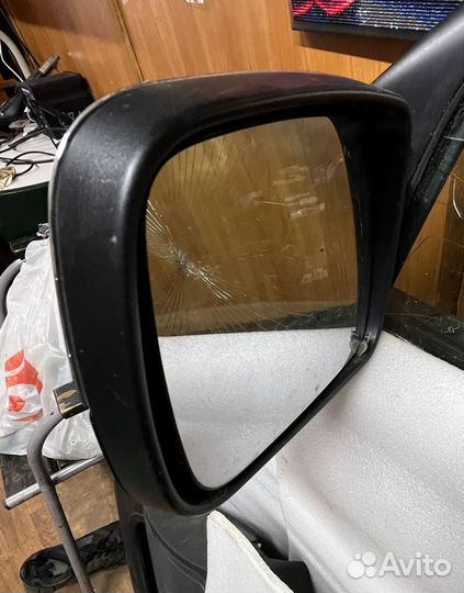 Зеркало левое Land Rover Range Rover Sport L320