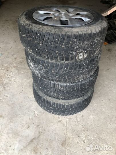 Maxxis ArcticTrekker NP3 195/65 R15