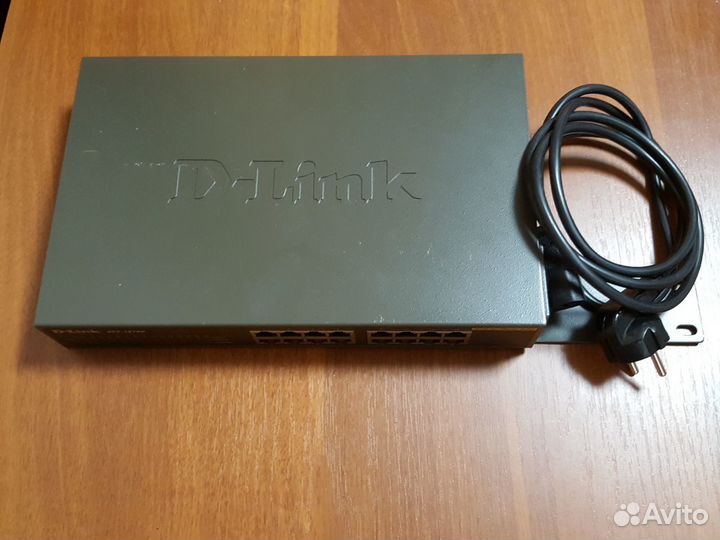 Коммутатор D-link DES-1016D