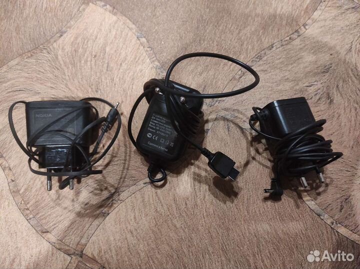 Зарядка для телефона, наушники, USB провод