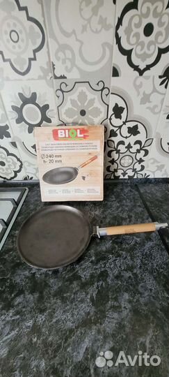 Чугунная сковорода 24см