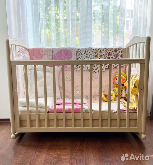 Детская кроватка + доп. принадлежности