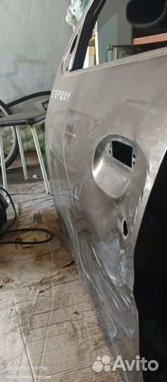 Двери на Renault sandero