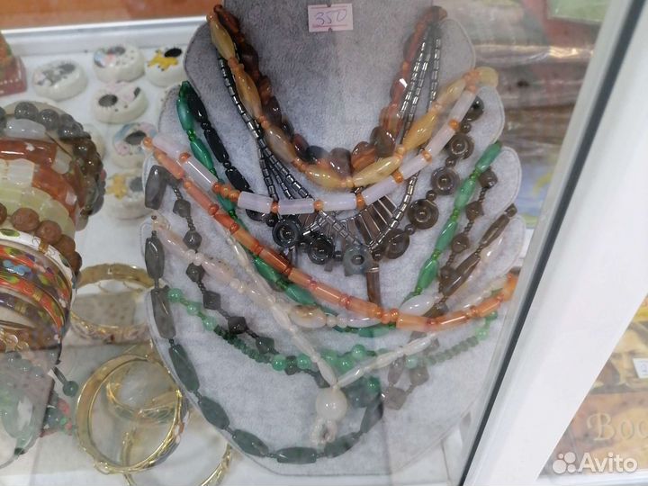 Бусы из натуральных камней оптом