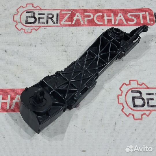 Кронштейн бампера передний правый Toyota Rav 4 A30