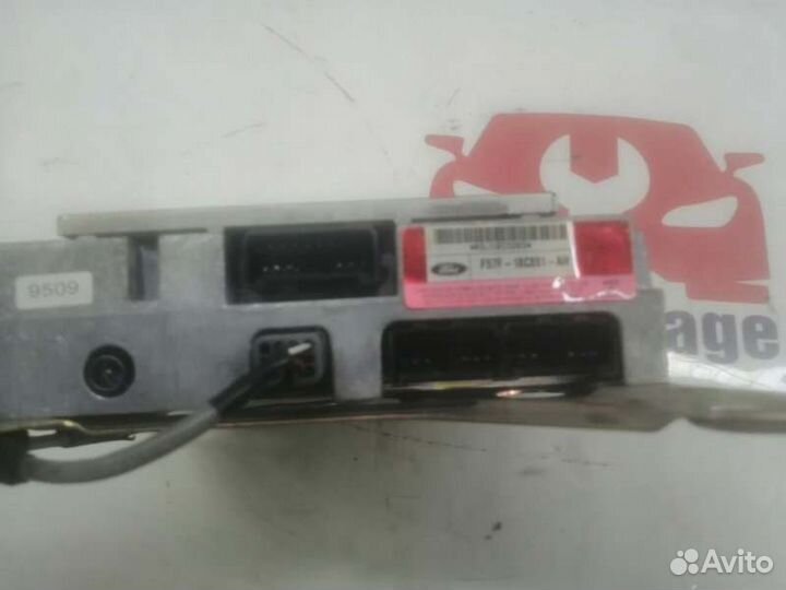 Усилитель звука Ford Explorer UN150 cologne V6