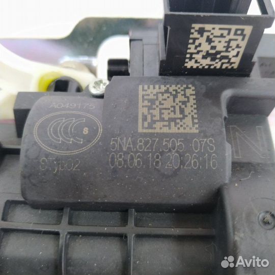 Замок багажника Volkswagen Tiguan 2 2017