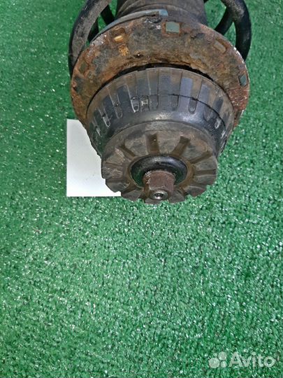 Стойка honda vezel RU4 LEB 4WD контрактная