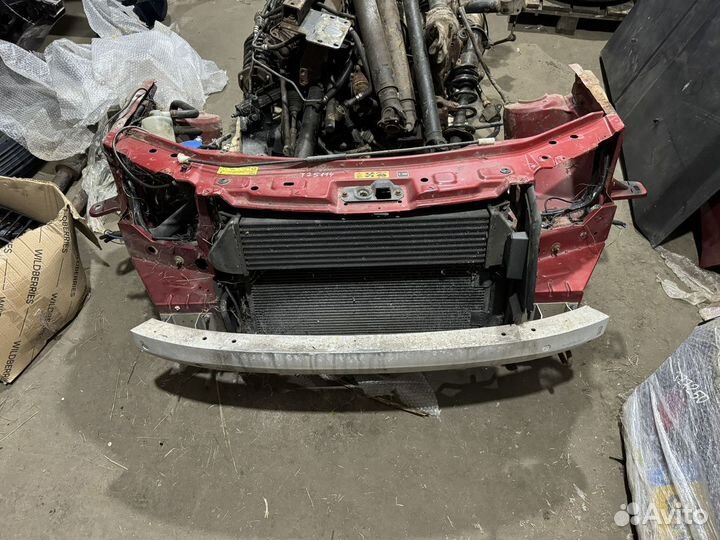 Передняя часть кузова Freelander 1 радиаторы, вент