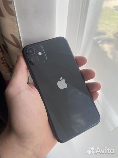 iPhone 11, 64 ГБ