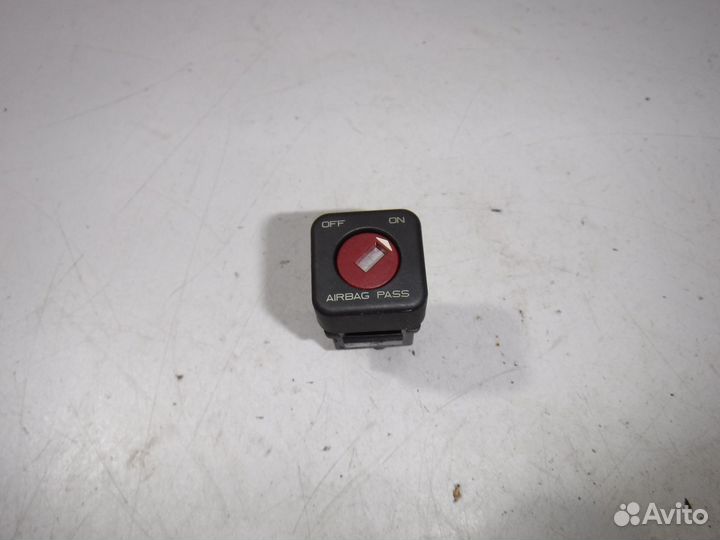 Выключатель Citroen C4