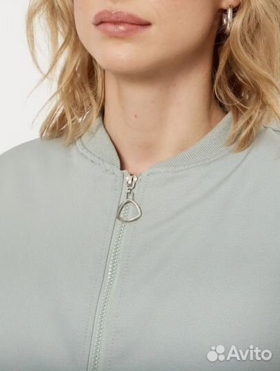 Куртка бомбер