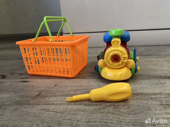 Сортер,поезд с отвёрткой,календарь,дракон,пистолет