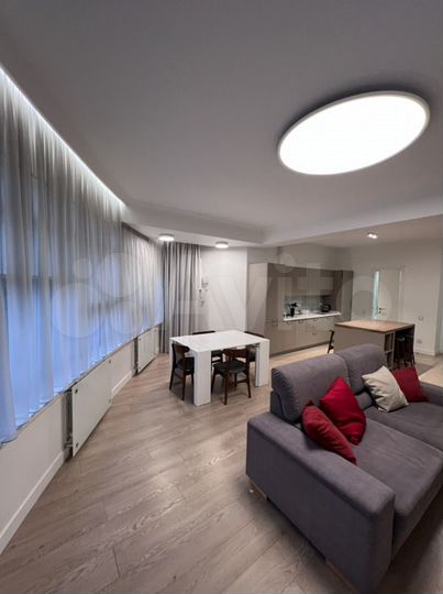 3-к. квартира, 120 м², 3/7 эт.