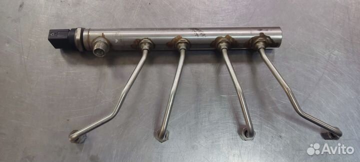 Топливная рампа bmw N20 N26 1353758541109