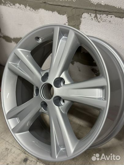 Диски R18 на lexus, Toyota, 5x114.3