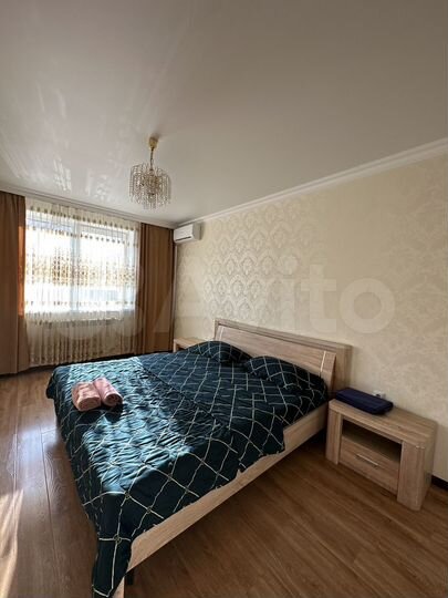 2-к. квартира, 80 м², 1/8 эт.