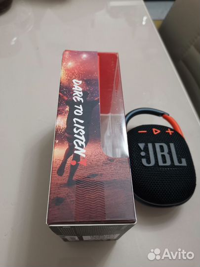 Колонка jbl clip 4