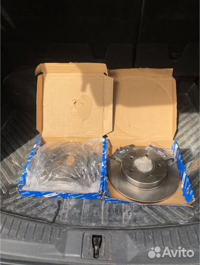 Диски тормозные с колодками задние для а/м Ford
