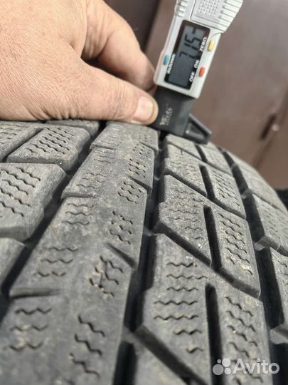 Dunlop Winter Maxx SJ8 235/60 R18 107R