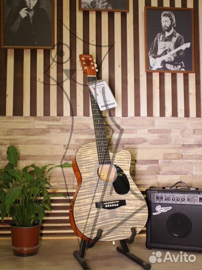 Акустическая гитара