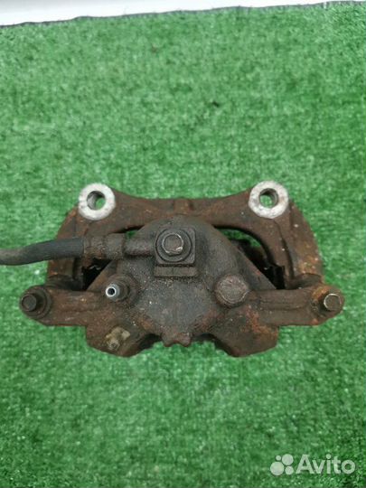 Суппорт тормозной передний правый Opel Mokka 1.6