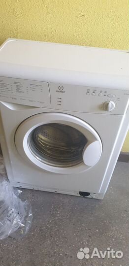 Стиральная машина indesit на запчасти