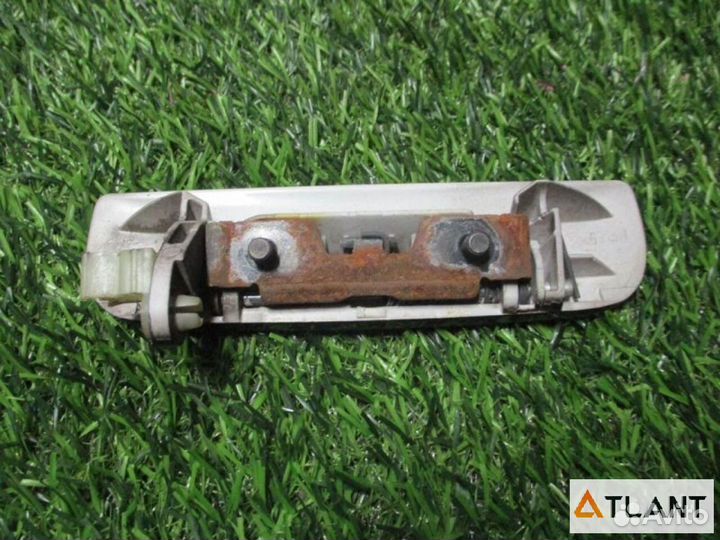 Ручка двери передний правый mitsubishi EK wagon