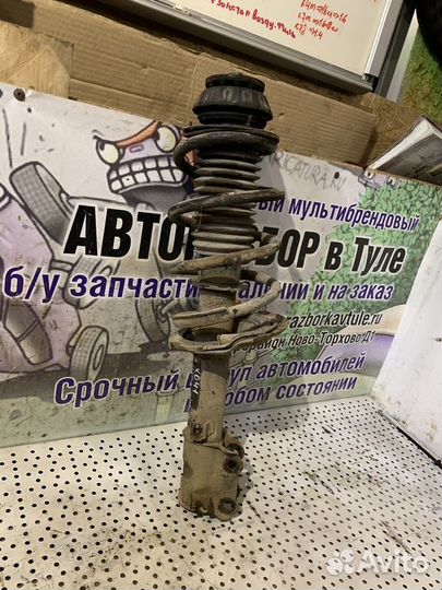 Стойка амортизатора переднего правого Kia Rio