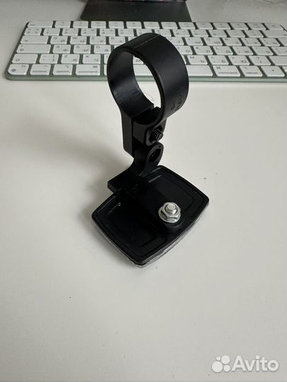 Катафот передний велосипедный, светоотражатель