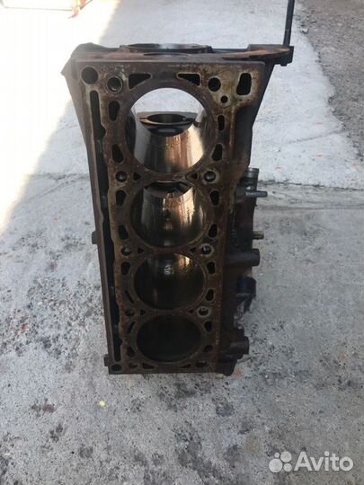 Блок цилиндров (Блок Двигателя ) Renault Duster