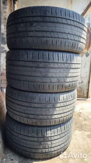 Tracmax X-Privilo RS01+ 275/40 R20 и 315/35 R20 110S