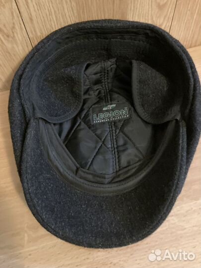 Кепки мужские. Состояние новых