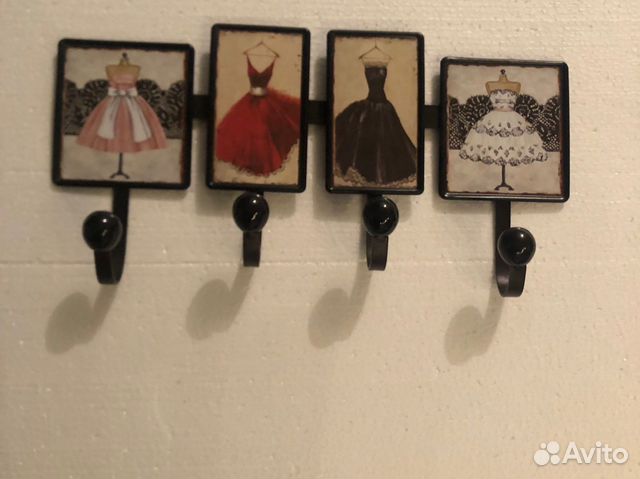 Вешалка на стену 40 см